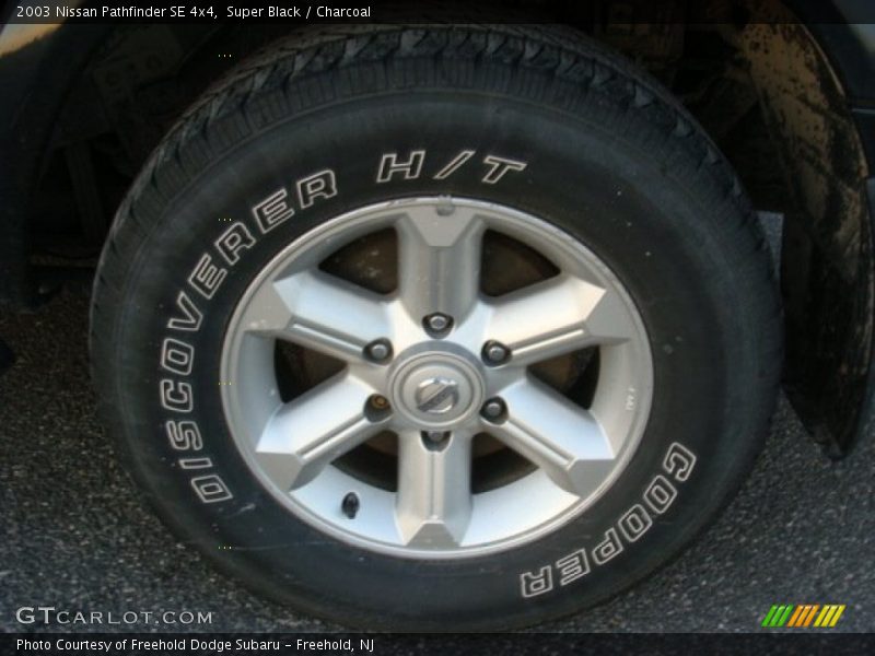  2003 Pathfinder SE 4x4 Wheel