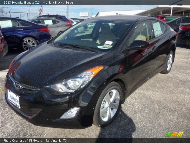 Midnight Black / Beige 2013 Hyundai Elantra GLS