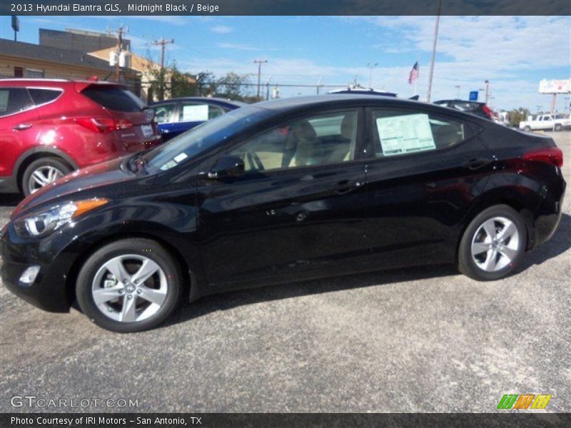 Midnight Black / Beige 2013 Hyundai Elantra GLS