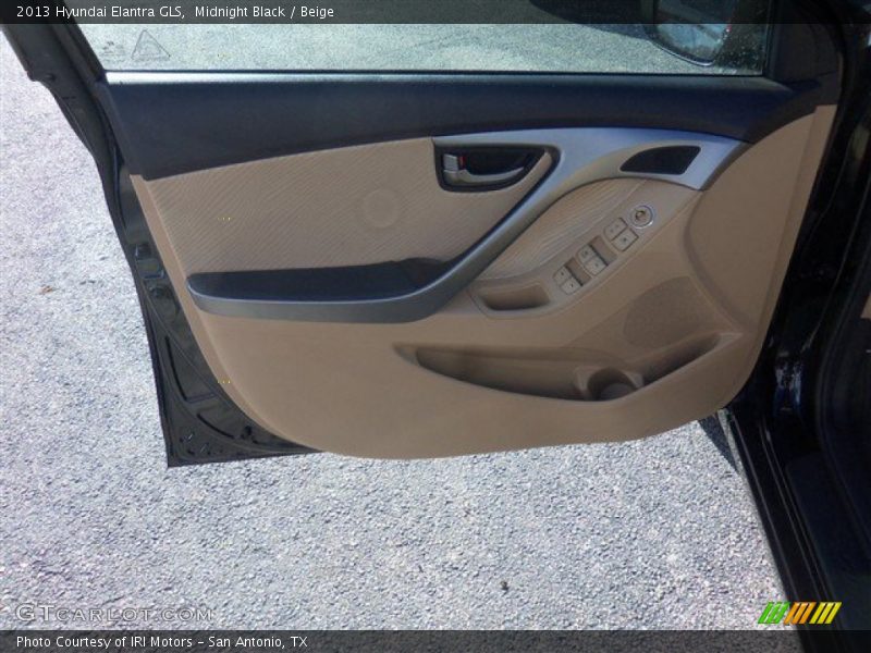 Midnight Black / Beige 2013 Hyundai Elantra GLS