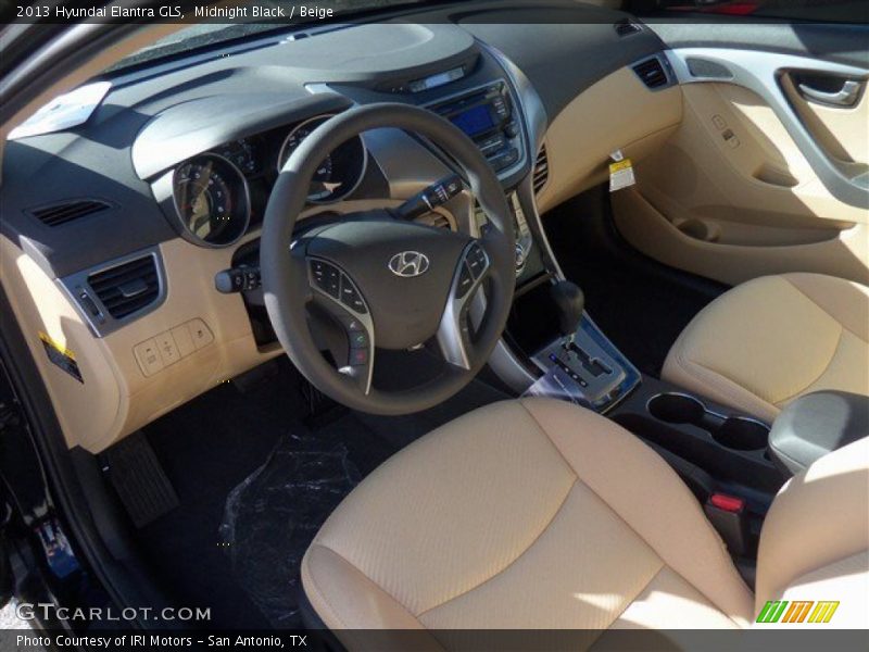Midnight Black / Beige 2013 Hyundai Elantra GLS