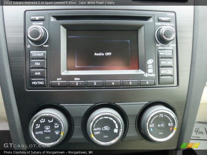 Controls of 2013 Impreza 2.0i Sport Limited 5 Door