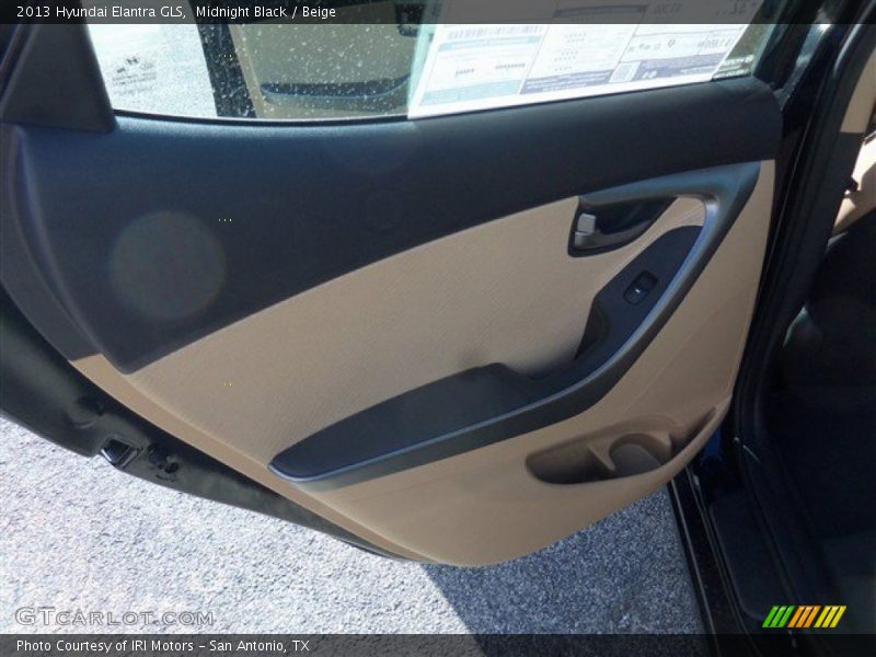Midnight Black / Beige 2013 Hyundai Elantra GLS