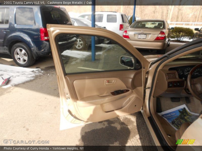 Cashmere Beige Metallic / Oak 2001 Toyota Camry XLE V6
