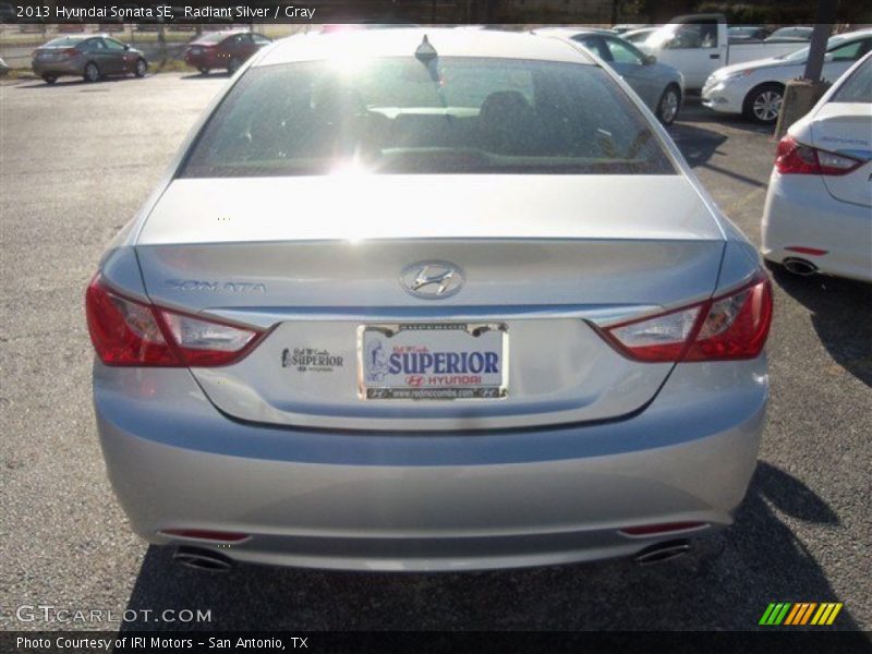 Radiant Silver / Gray 2013 Hyundai Sonata SE