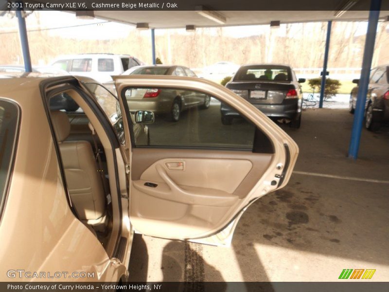 Cashmere Beige Metallic / Oak 2001 Toyota Camry XLE V6