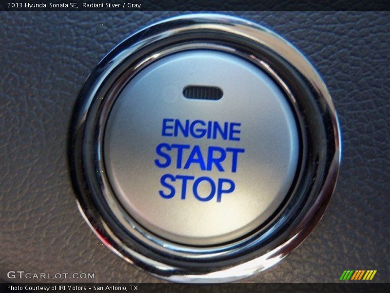 Radiant Silver / Gray 2013 Hyundai Sonata SE