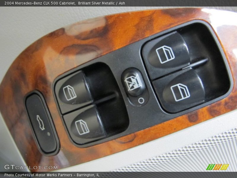 Controls of 2004 CLK 500 Cabriolet