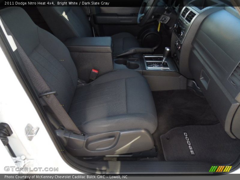 Bright White / Dark Slate Gray 2011 Dodge Nitro Heat 4x4