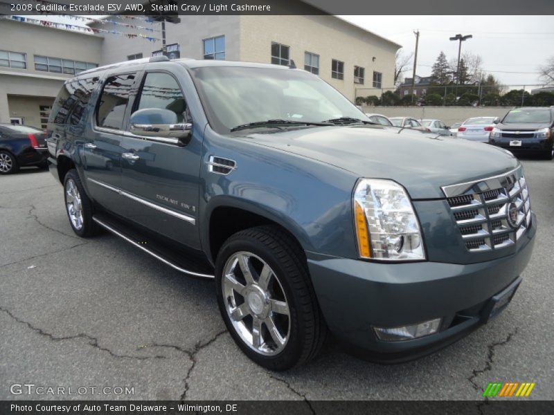 Front 3/4 View of 2008 Escalade ESV AWD