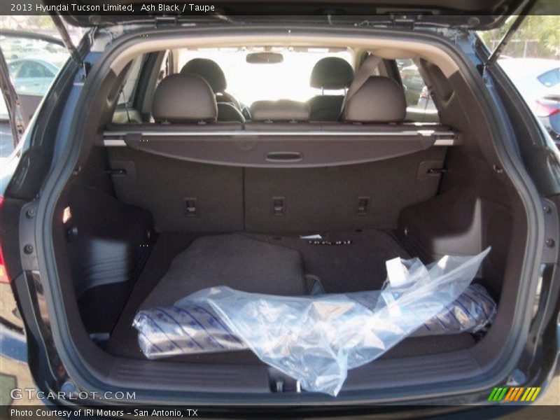 Ash Black / Taupe 2013 Hyundai Tucson Limited