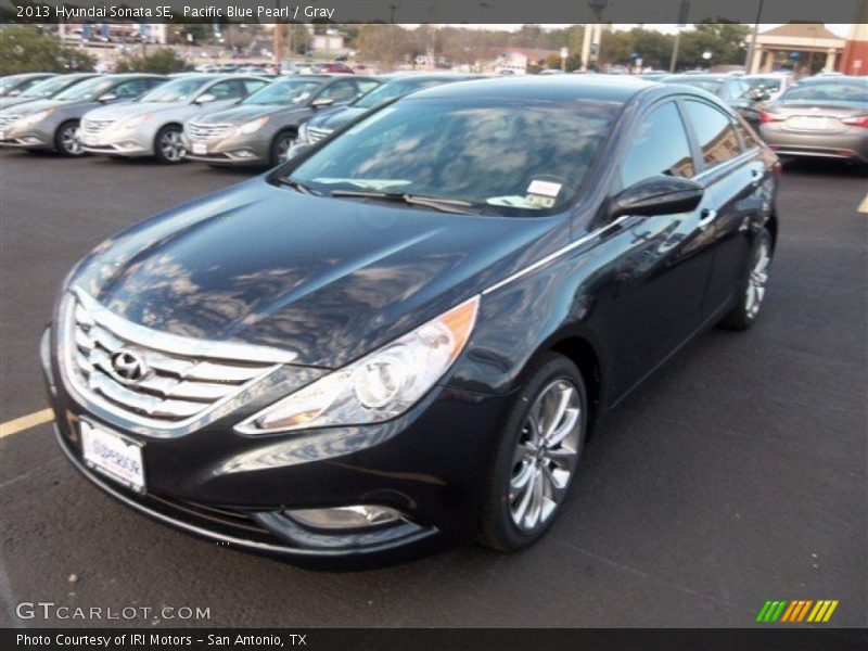 Pacific Blue Pearl / Gray 2013 Hyundai Sonata SE