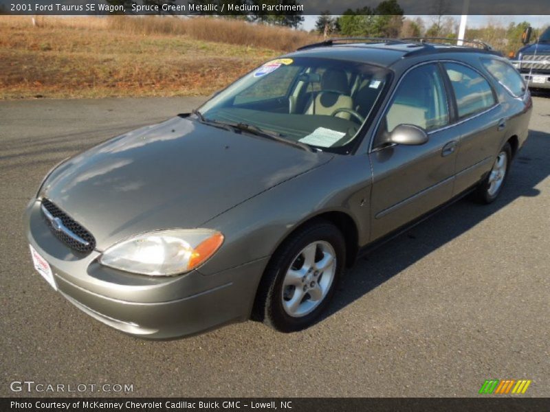 Front 3/4 View of 2001 Taurus SE Wagon
