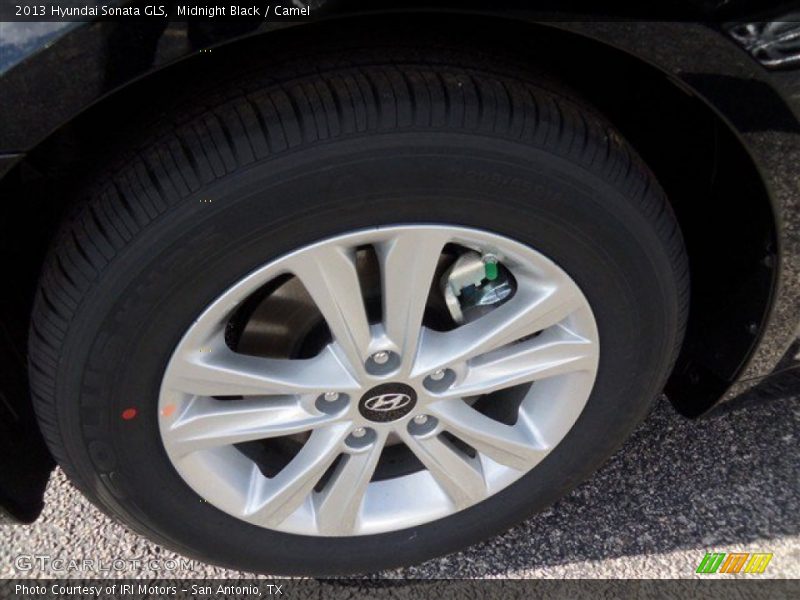 Midnight Black / Camel 2013 Hyundai Sonata GLS