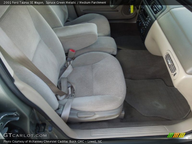 Spruce Green Metallic / Medium Parchment 2001 Ford Taurus SE Wagon
