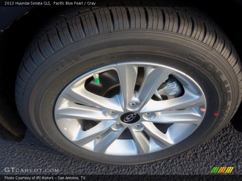Pacific Blue Pearl / Gray 2013 Hyundai Sonata GLS