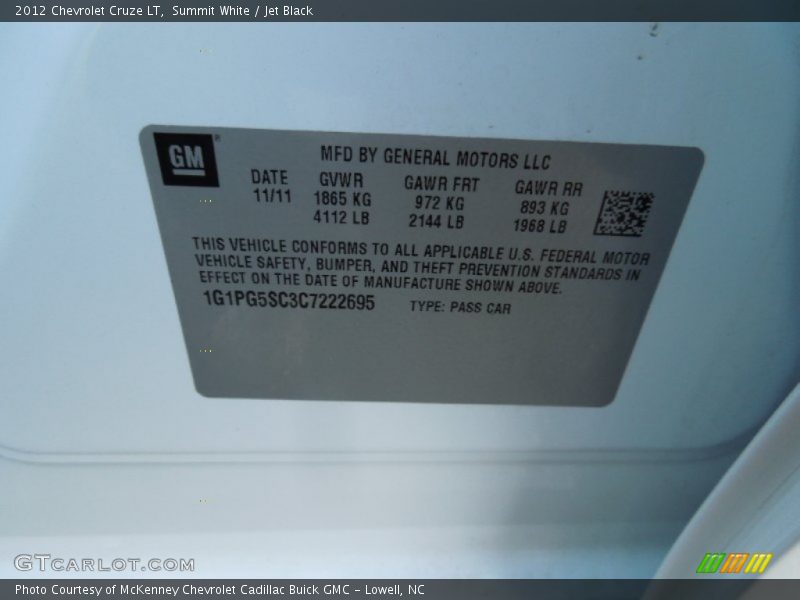 Summit White / Jet Black 2012 Chevrolet Cruze LT