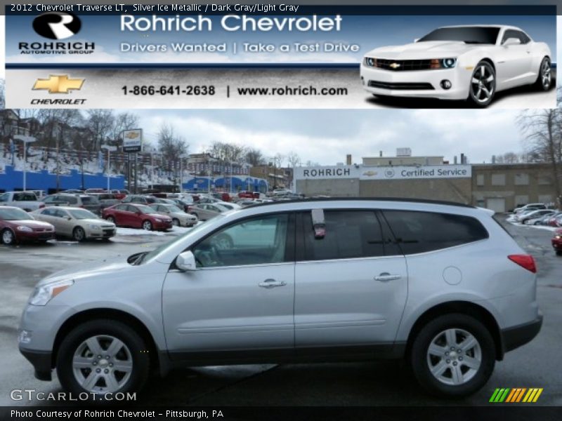 Silver Ice Metallic / Dark Gray/Light Gray 2012 Chevrolet Traverse LT