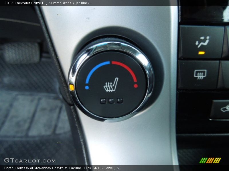 Summit White / Jet Black 2012 Chevrolet Cruze LT