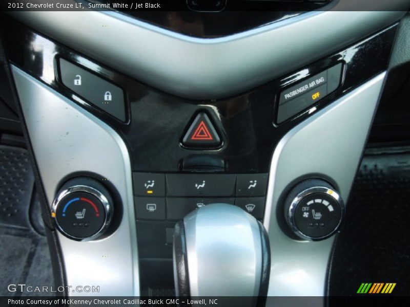 Summit White / Jet Black 2012 Chevrolet Cruze LT