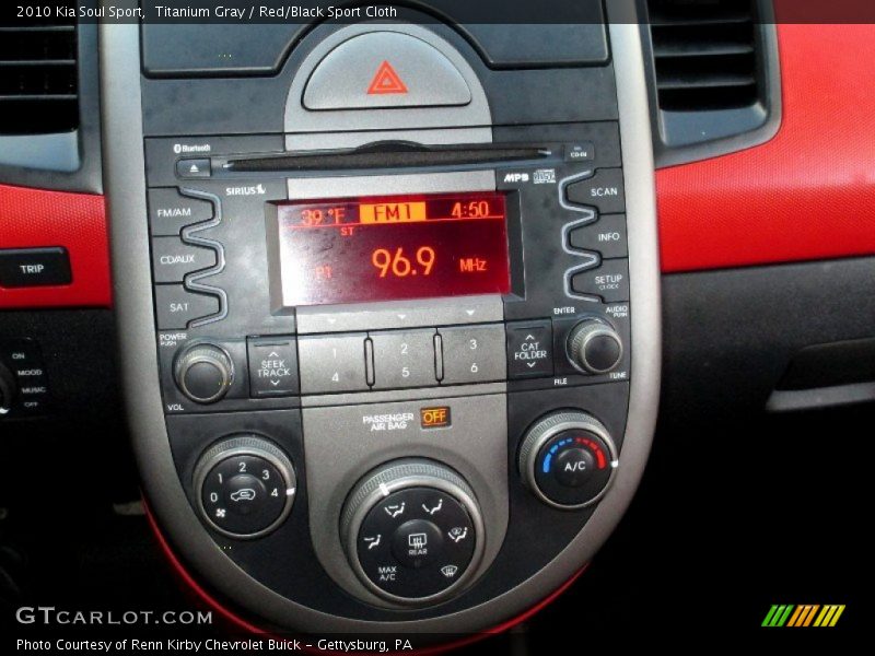 Titanium Gray / Red/Black Sport Cloth 2010 Kia Soul Sport