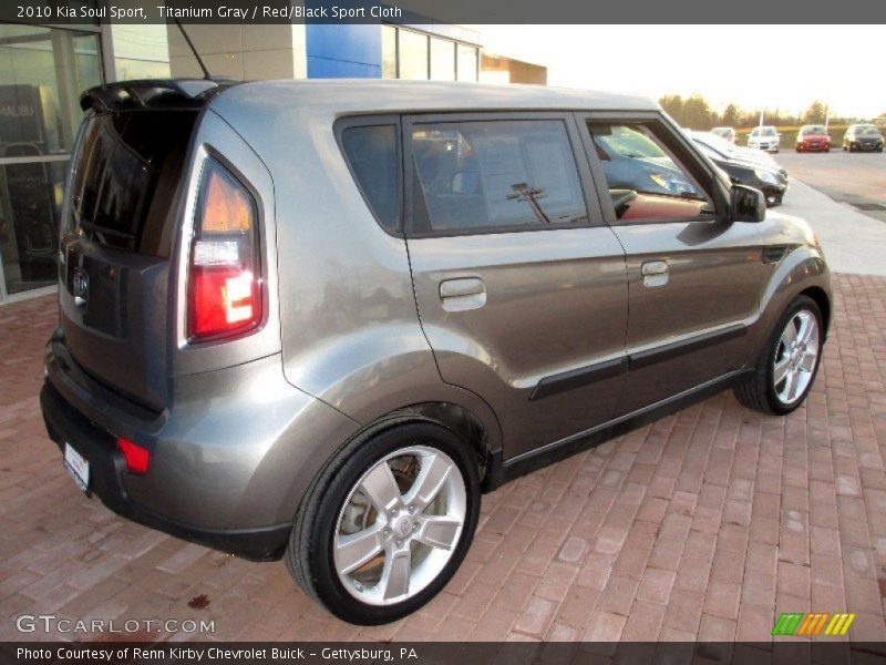 Titanium Gray / Red/Black Sport Cloth 2010 Kia Soul Sport