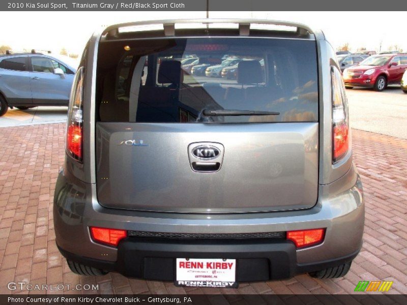 Titanium Gray / Red/Black Sport Cloth 2010 Kia Soul Sport