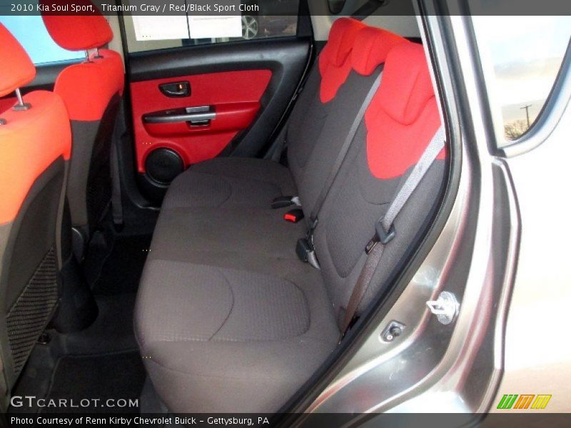 Titanium Gray / Red/Black Sport Cloth 2010 Kia Soul Sport