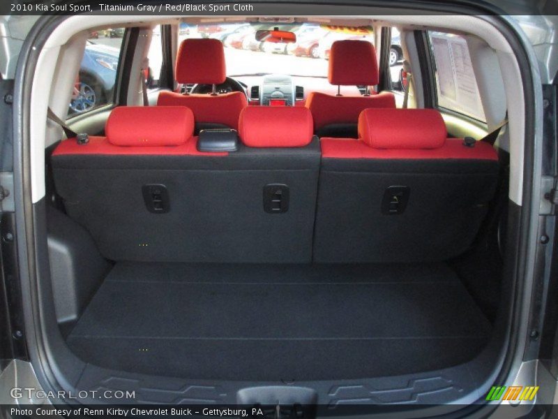 Titanium Gray / Red/Black Sport Cloth 2010 Kia Soul Sport