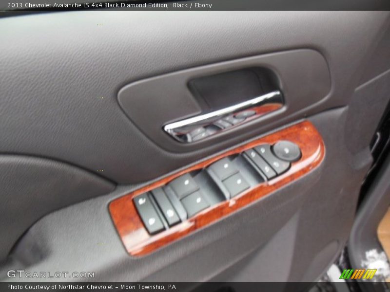 Black / Ebony 2013 Chevrolet Avalanche LS 4x4 Black Diamond Edition