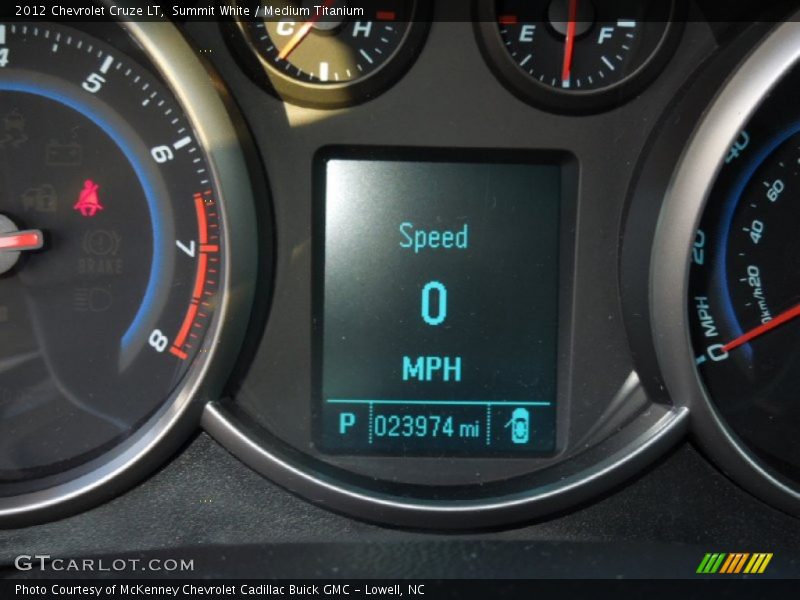 Summit White / Medium Titanium 2012 Chevrolet Cruze LT
