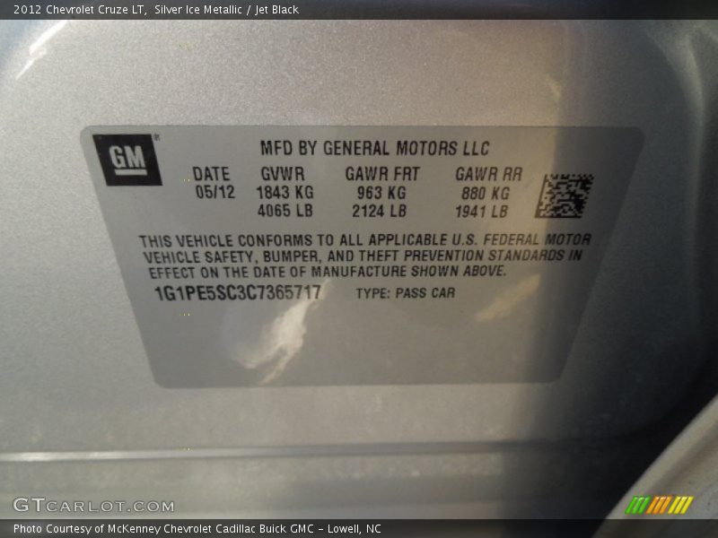 Silver Ice Metallic / Jet Black 2012 Chevrolet Cruze LT