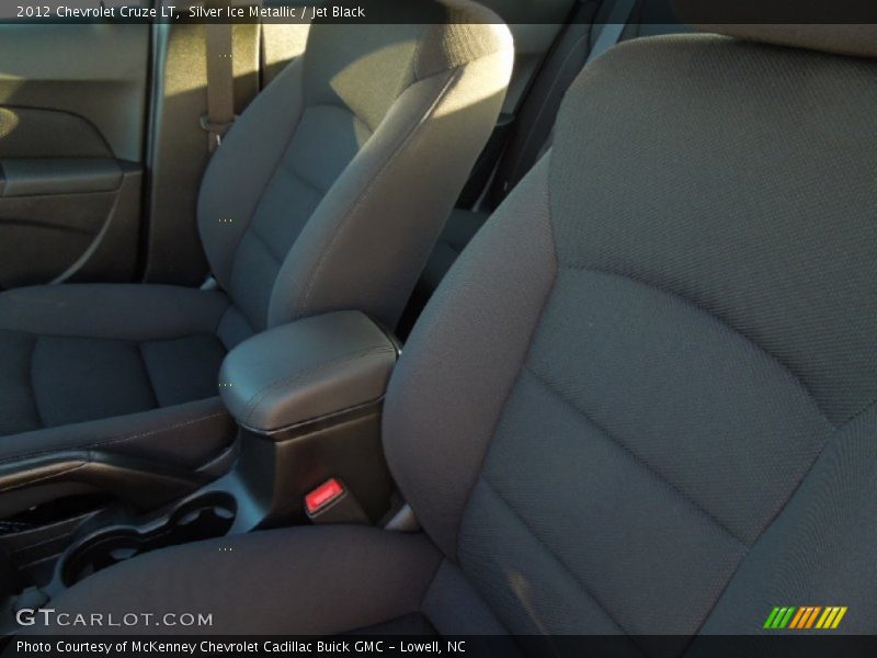 Silver Ice Metallic / Jet Black 2012 Chevrolet Cruze LT