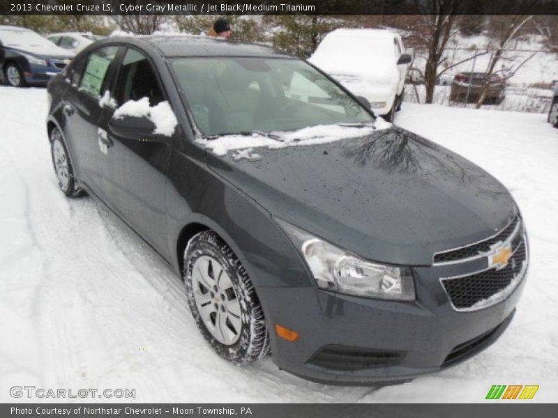 Cyber Gray Metallic / Jet Black/Medium Titanium 2013 Chevrolet Cruze LS