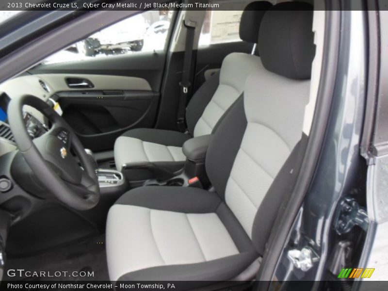 Cyber Gray Metallic / Jet Black/Medium Titanium 2013 Chevrolet Cruze LS