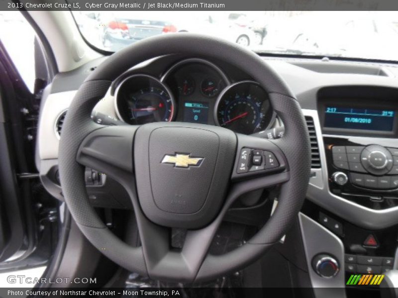 Cyber Gray Metallic / Jet Black/Medium Titanium 2013 Chevrolet Cruze LS