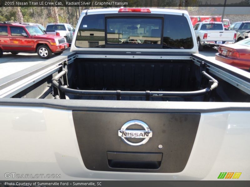 Radiant Silver / Graphite/Titanium 2005 Nissan Titan LE Crew Cab