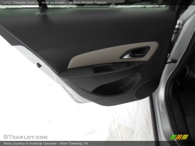 Silver Ice Metallic / Jet Black/Medium Titanium 2013 Chevrolet Cruze LS
