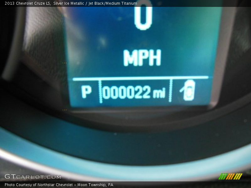 Silver Ice Metallic / Jet Black/Medium Titanium 2013 Chevrolet Cruze LS