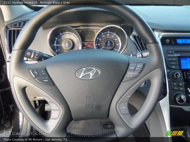 Midnight Black / Gray 2013 Hyundai Sonata SE