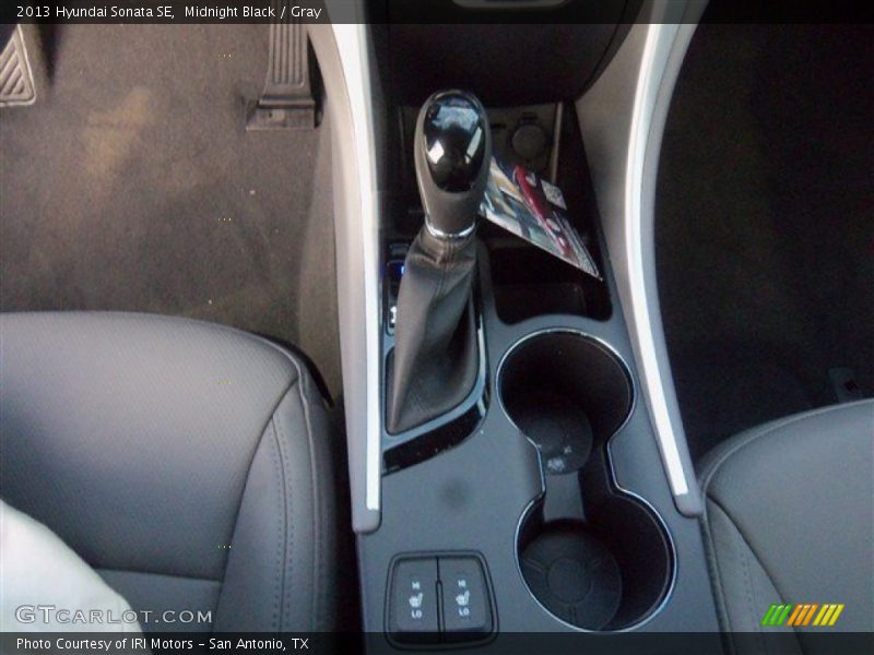 Midnight Black / Gray 2013 Hyundai Sonata SE