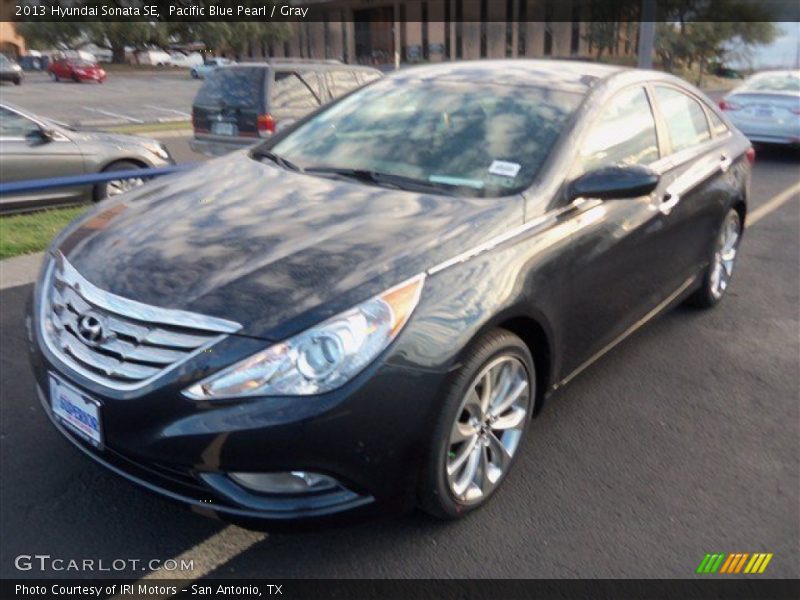 Pacific Blue Pearl / Gray 2013 Hyundai Sonata SE