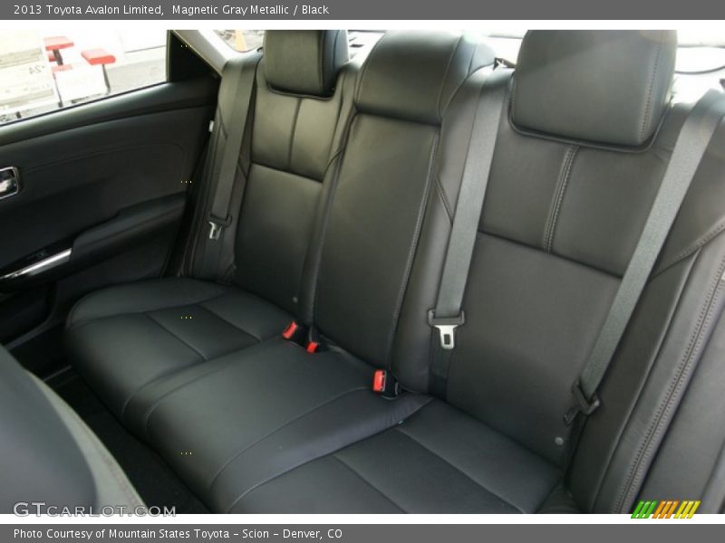 Magnetic Gray Metallic / Black 2013 Toyota Avalon Limited