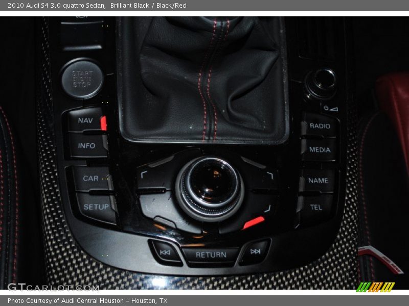 Controls of 2010 S4 3.0 quattro Sedan