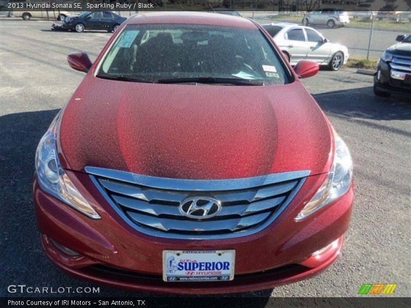 Sparkling Ruby / Black 2013 Hyundai Sonata SE