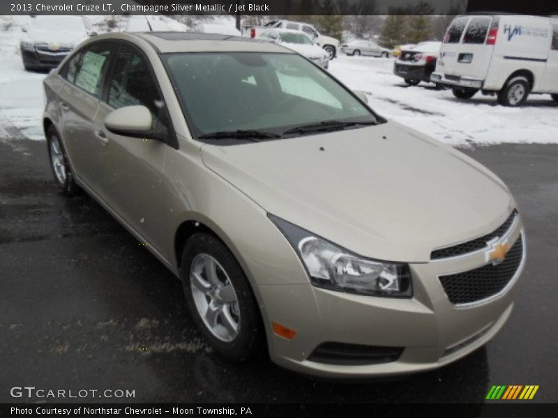 Champagne Silver Metallic / Jet Black 2013 Chevrolet Cruze LT