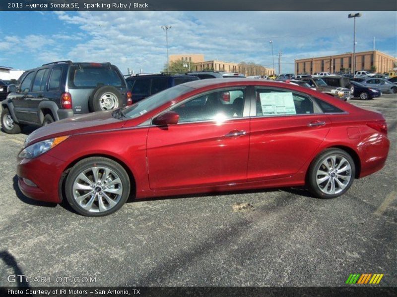 Sparkling Ruby / Black 2013 Hyundai Sonata SE