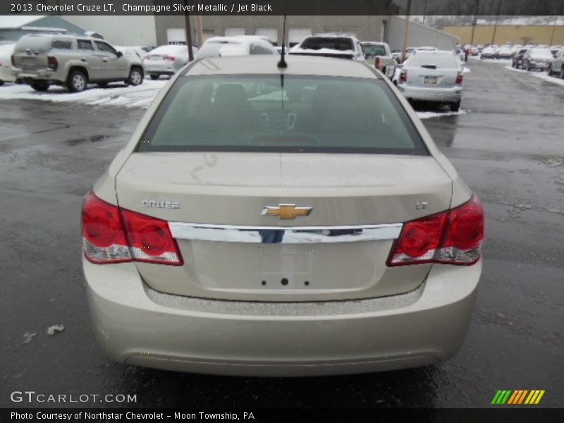 Champagne Silver Metallic / Jet Black 2013 Chevrolet Cruze LT