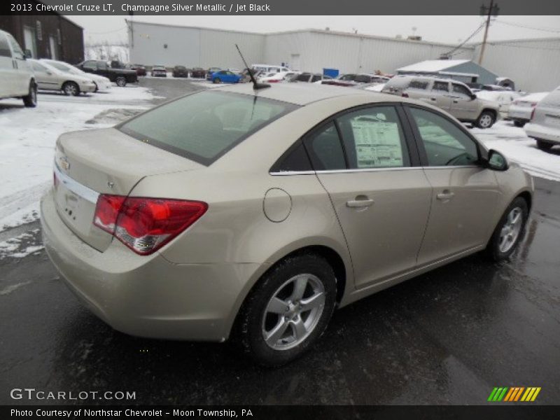Champagne Silver Metallic / Jet Black 2013 Chevrolet Cruze LT