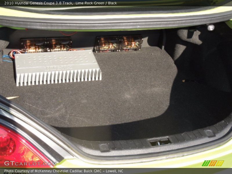  2010 Genesis Coupe 3.8 Track Trunk